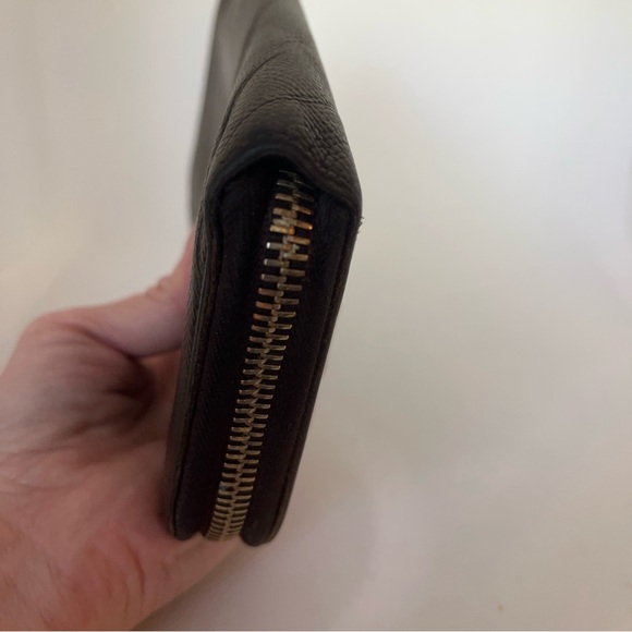 Bvlgari Vintage Classico Long Leather Zip Wallet - Picture 14 of 16